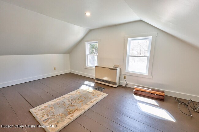 Building Photo - 101 Garcia Ln