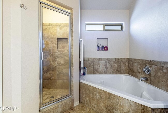 Building Photo - 424 Sonaran Ct