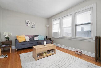 Building Photo - 1941 Grove Ave