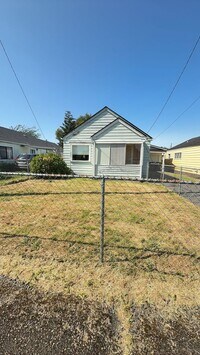 Building Photo - Cute 1bd 1ba, Pellet Stove, Fenced Front Yard