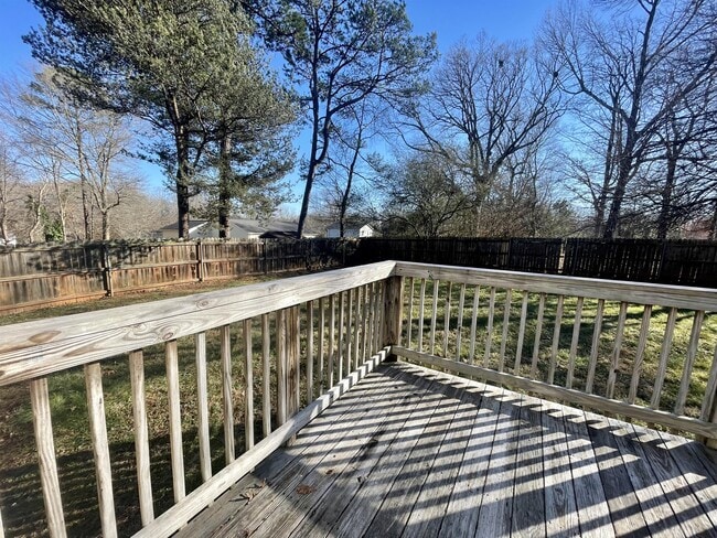 Building Photo - 4959 Forest Ridge Dr