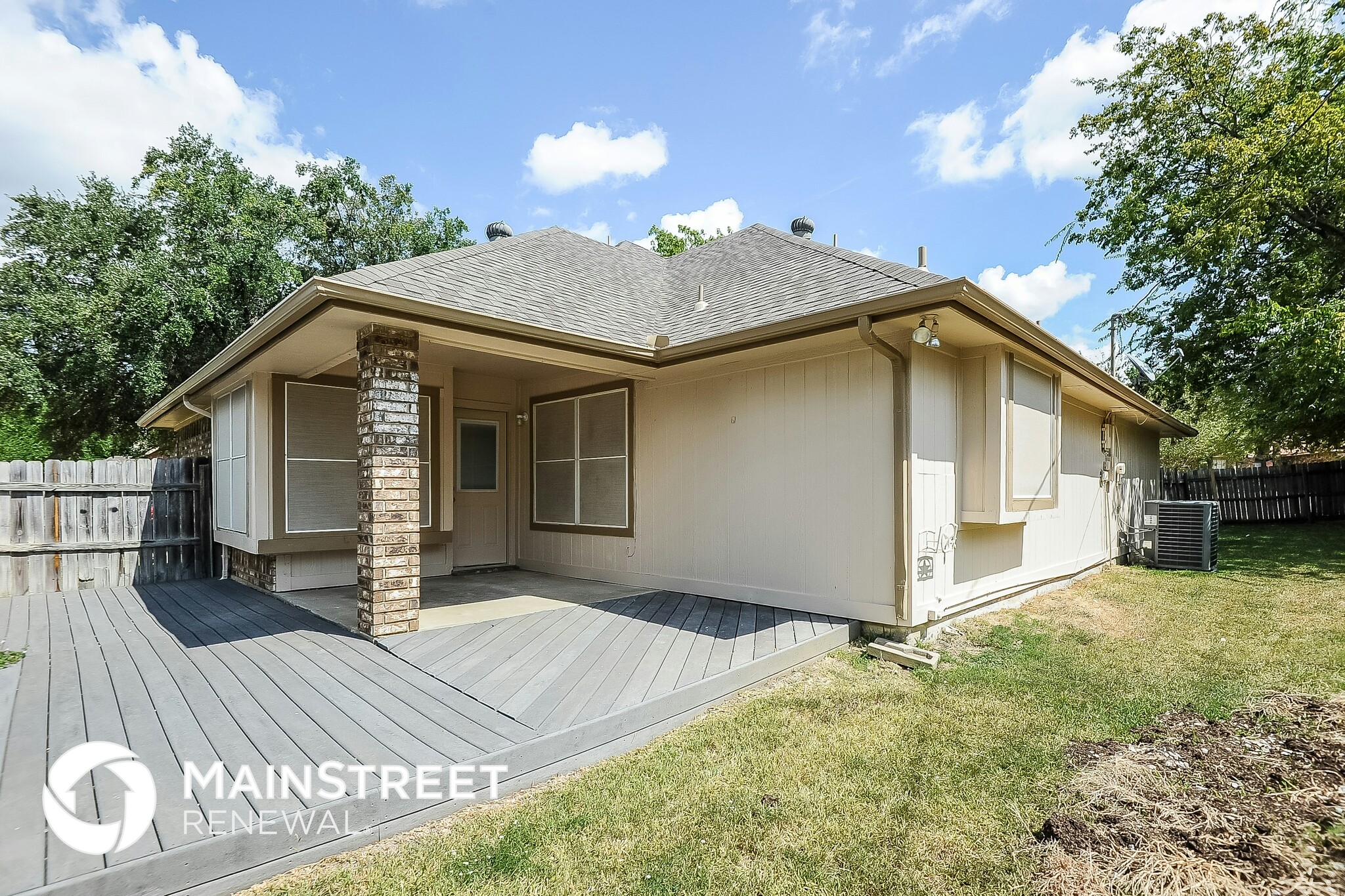 Building Photo - 808 Quail Brook Dr