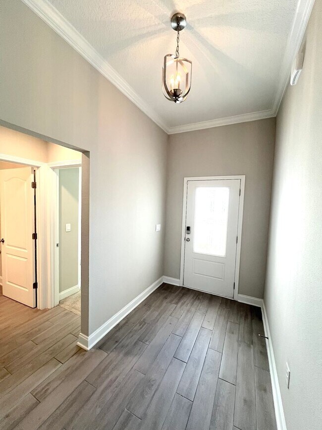 Building Photo - GORGEOUS 5 Bed 4 Bath 3 Car Garage HOME w COMMUNITY POOL for RENT!