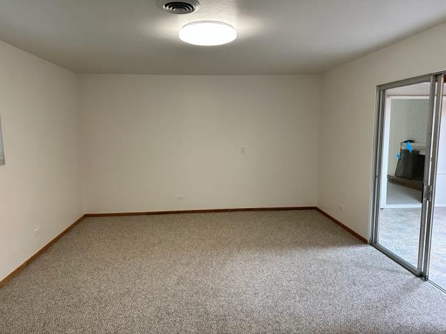 Building Photo - 2650 Fleetwood Dr