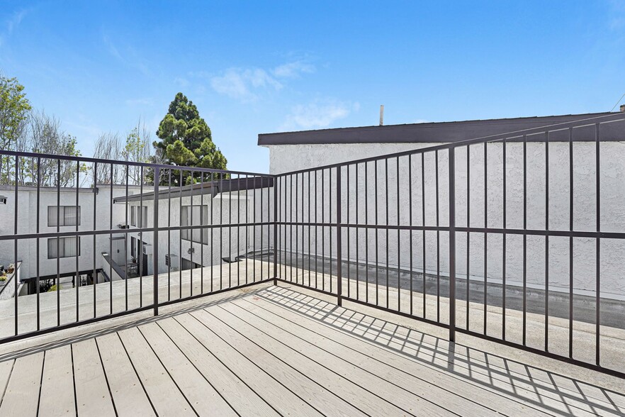Building Photo - 3415 McLaughlin Ave