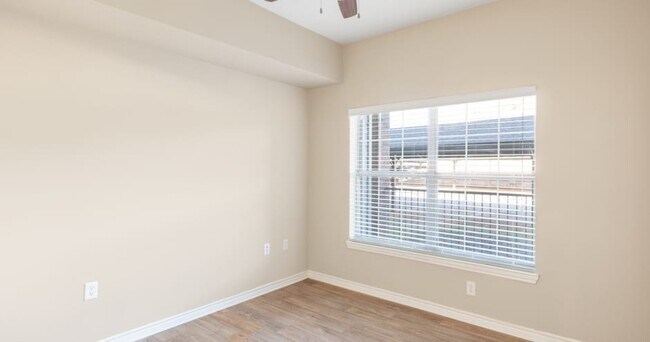 Building Photo - The Landing at Mansfield Apartments