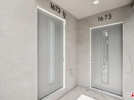 Building Photo - 1673 E 111th St