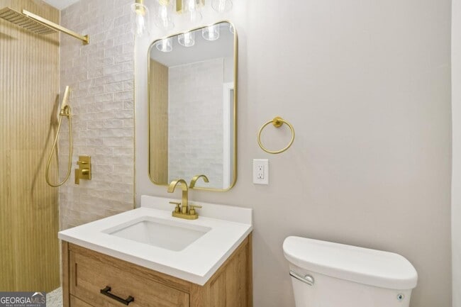 Building Photo - 2909 Diana Dr SW