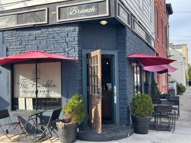 Building Photo - 65 Franklin St