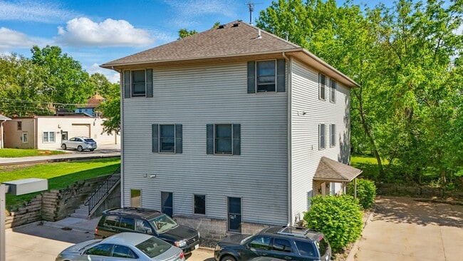 Building Photo - kp2 - KENNEDY DUPLEX
