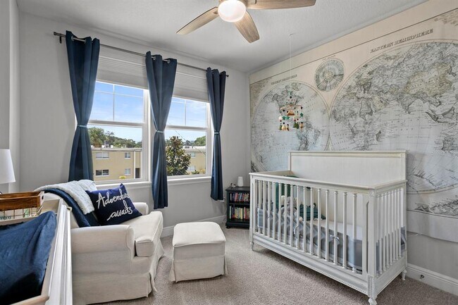 Building Photo - 408 S Matanzas Ave