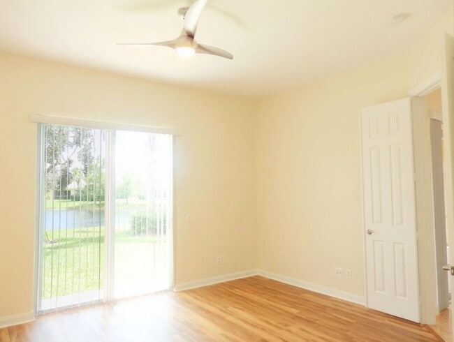 Building Photo - 11547 SW Rockingham Dr
