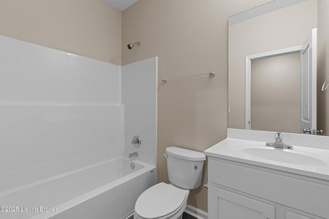 Building Photo - 3200 Maldon Ct