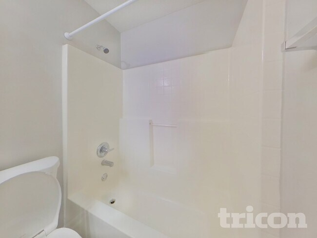 Building Photo - 615 Bridle Creek Dr