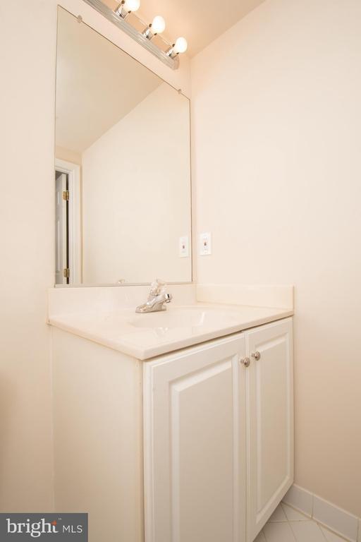 Building Photo - 203 Misty Pond Terrace