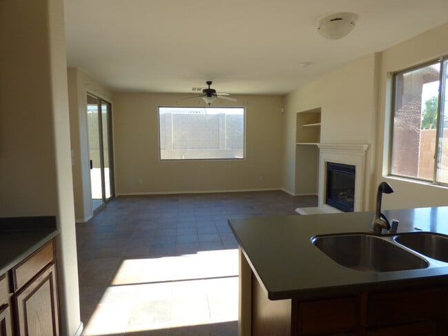 Building Photo - New carpet....great house for the money in Estrella Mountain Ranch!