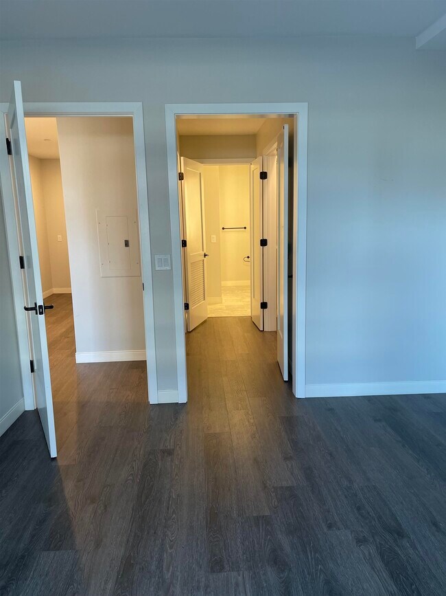 Building Photo - 18 Artisan Dr