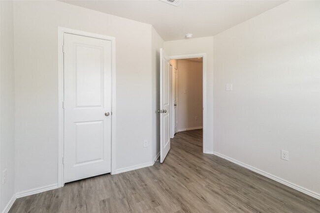 Building Photo - 21650 Mamba Wy