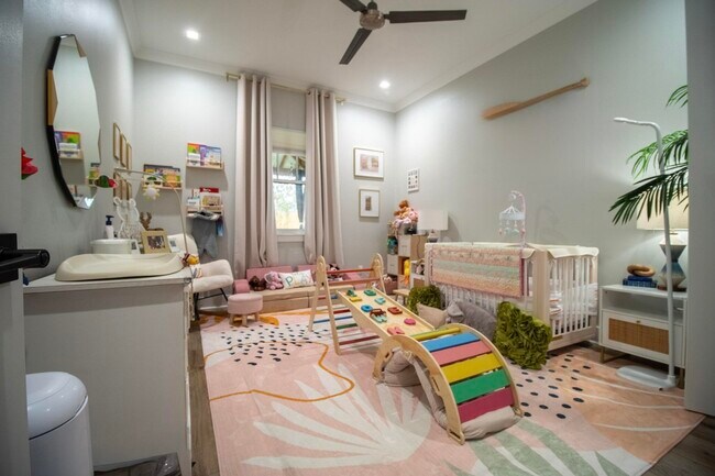 Building Photo - 154 Caraway Dr