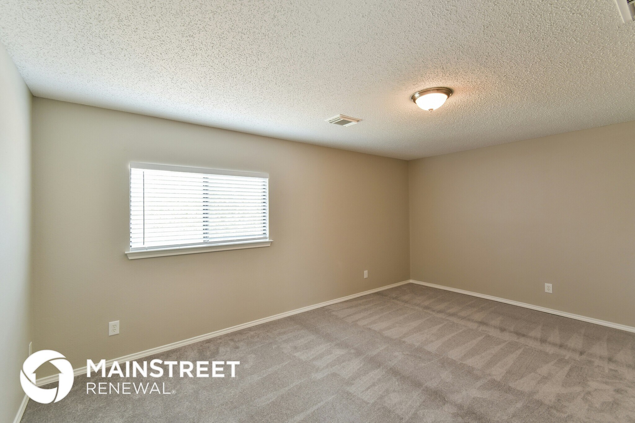 Building Photo - 8148 Chestnut Barr Dr
