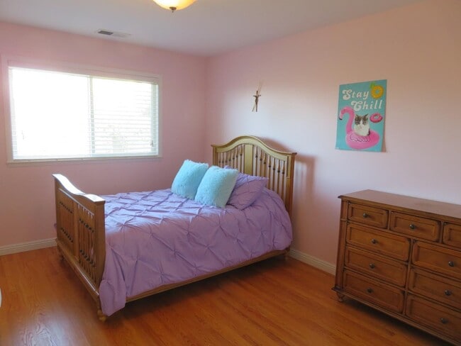 Building Photo - 3850 Madera Wy