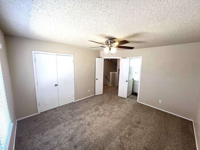 Building Photo - **BEAUTIFUL WHISPERWOOD COMMUNITY CONDO**
