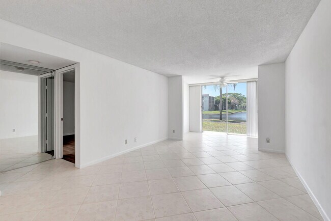 Building Photo - 14307 Bedford Dr