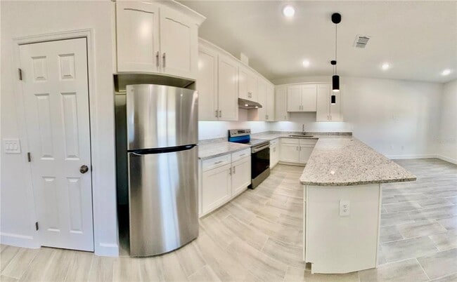 Building Photo - 10006 Massey St