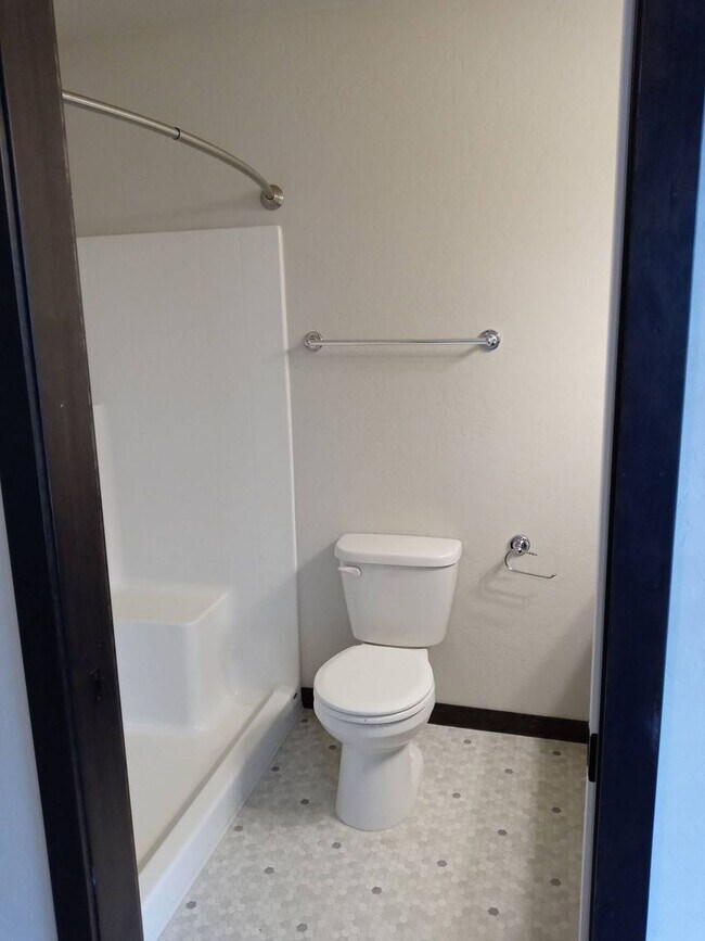 Building Photo - Beautiful Brand New Post Falls Home on the Prairie