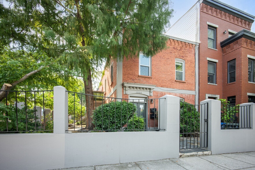 Building Photo - 1500 10th St NW