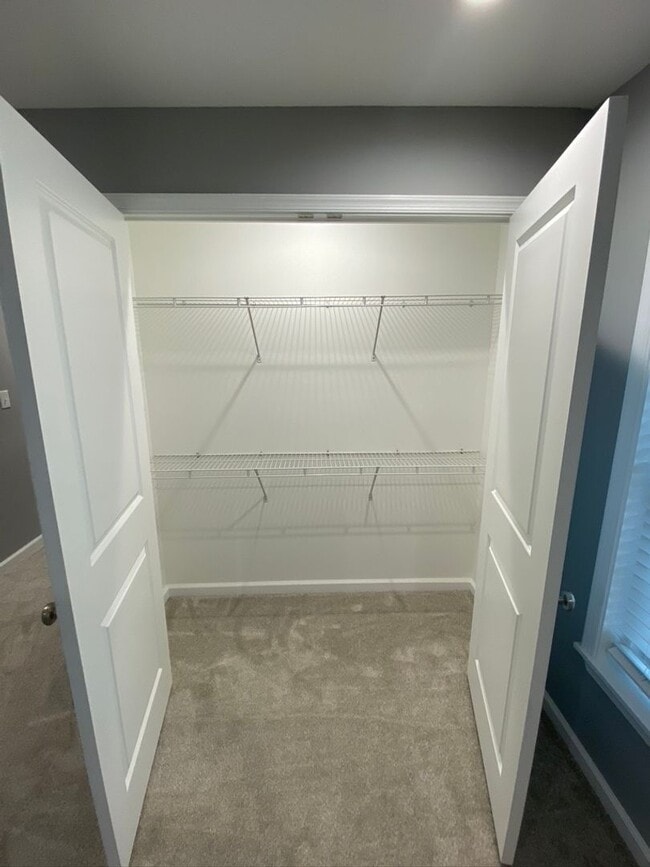 Building Photo - Awesome 3 bedroom 1.5 Bath Home in Emmaus