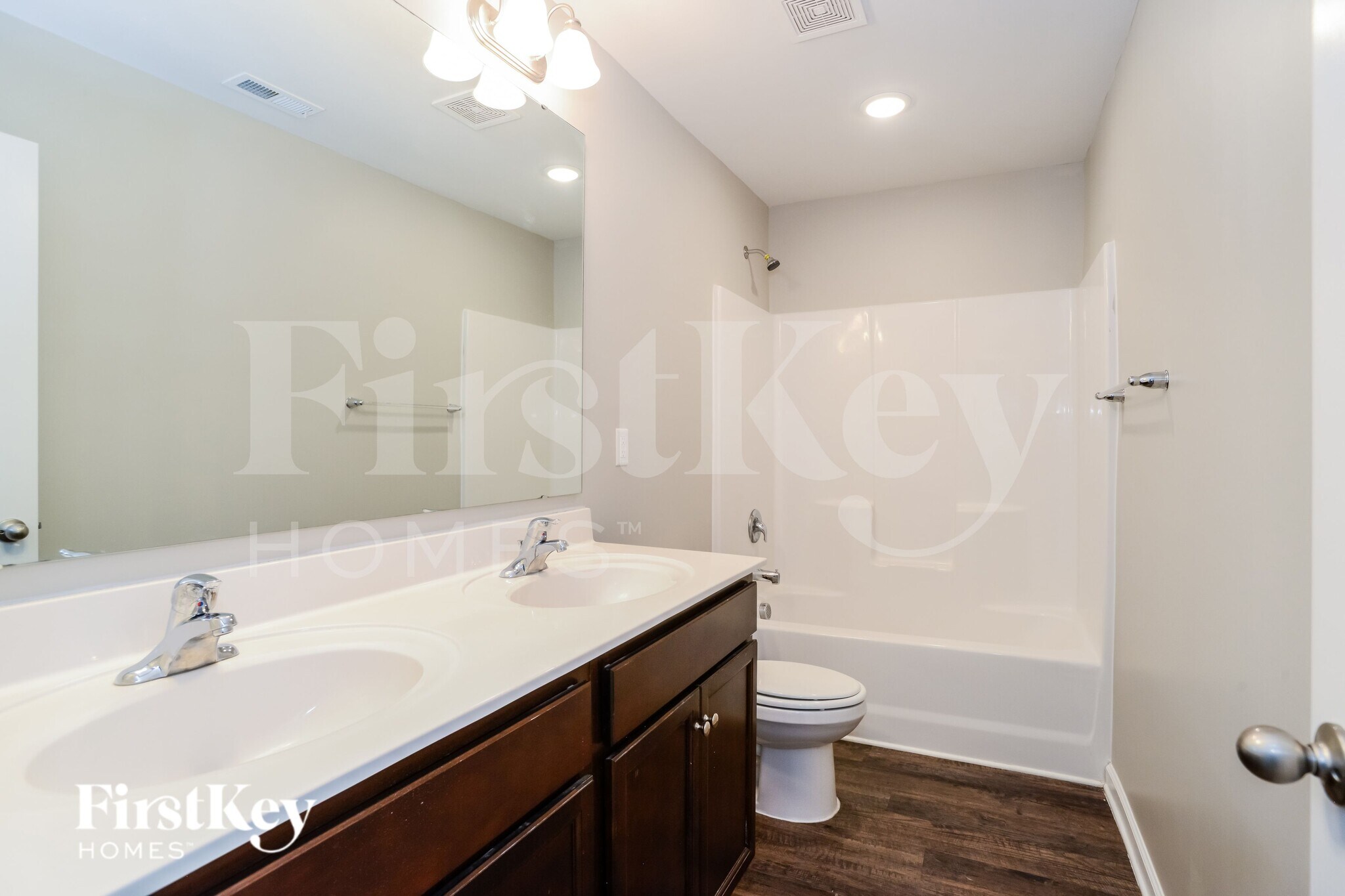 Building Photo - 5615 Cobblestone Glen Dr