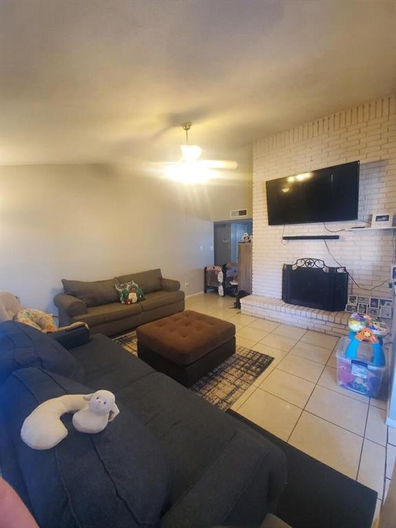 Building Photo - 7407 Addicks Clodine Rd