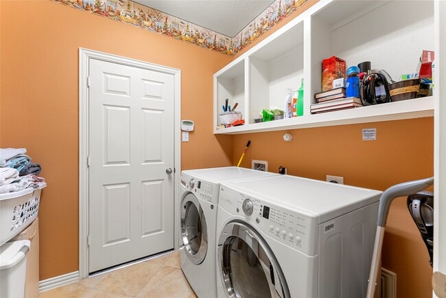 Building Photo - 55 Granite Path Pl