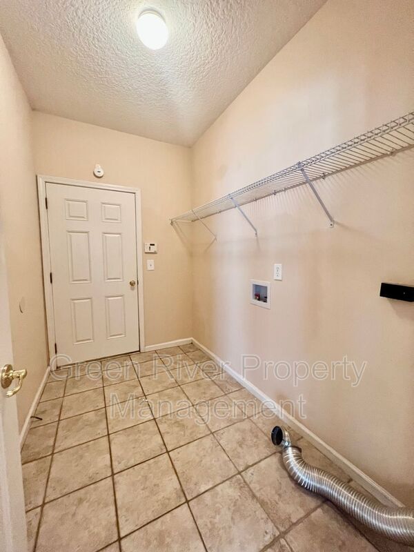 Building Photo - 12576 Arrowleaf Ln