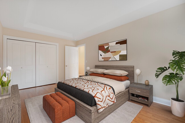 Staged Bedroom - 470 Green Bay Rd