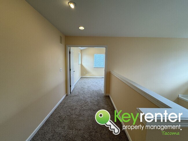 Building Photo - Dream Home on North Shore Golf Course in T...