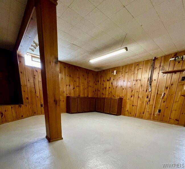 Building Photo - 53 Winkler Dr