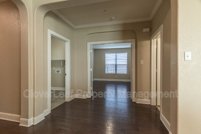 Building Photo - 693 Pond Springs