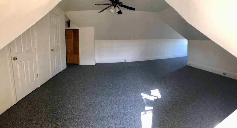 Building Photo - 408 5th Ave