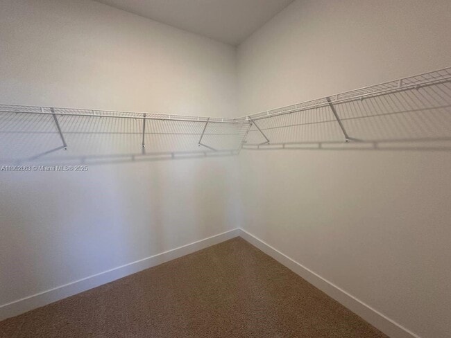 Building Photo - 17183 SW 2nd Cir