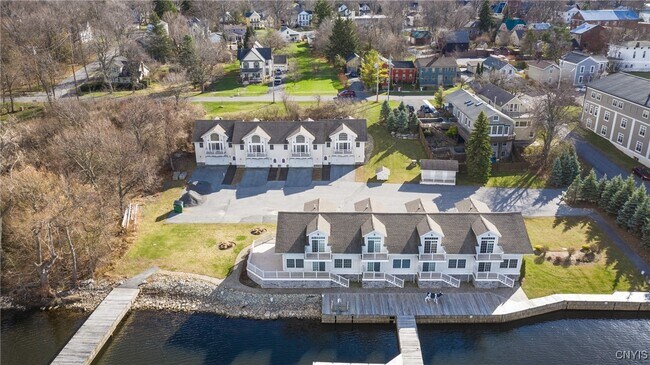 Building Photo - 207 General Smith Dr