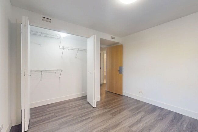 Floorplan - 1400 E. 57th Street