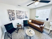 Building Photo - 403 Cedar Lane Rd