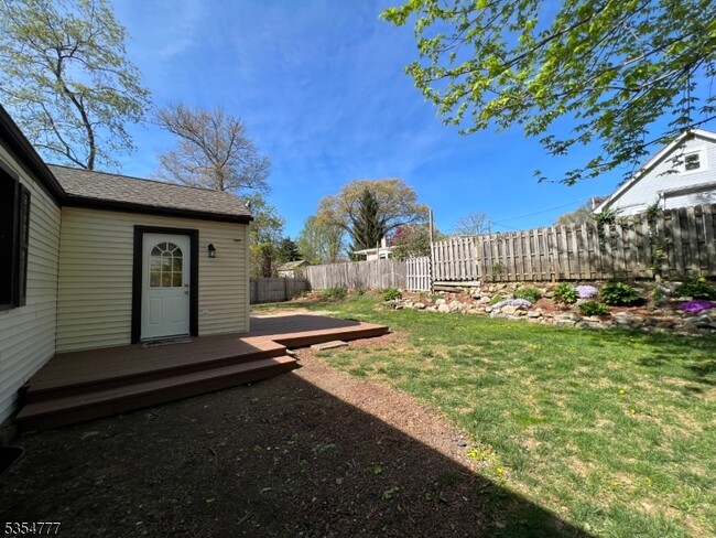 Building Photo - 5 Southard Rd