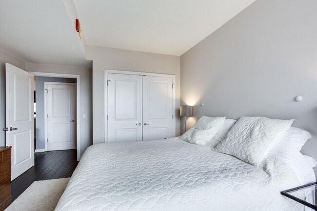 Building Photo - 475 K St NW