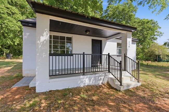 Building Photo - 116 Chester Ave