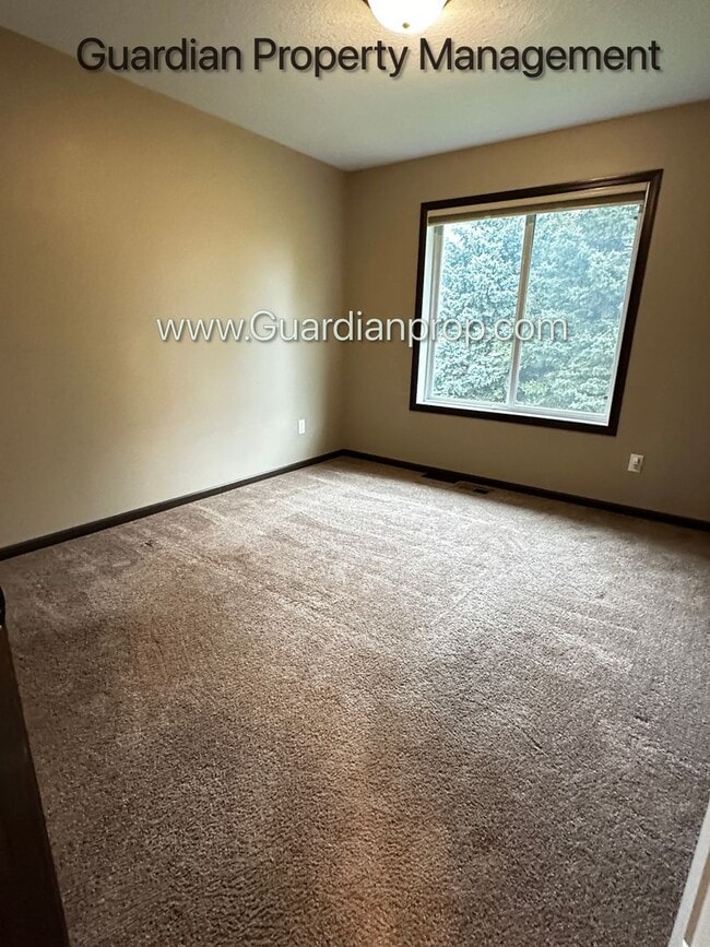 Building Photo - Lakeville Corner Unit, Walk out Patio, 2 Car Garage, W/D on Upper Level, 2.5 Baths