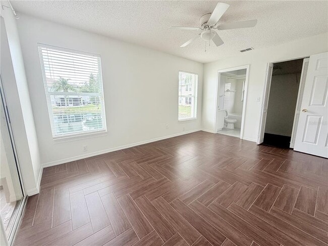 Building Photo - 20 Emerald Bay Dr