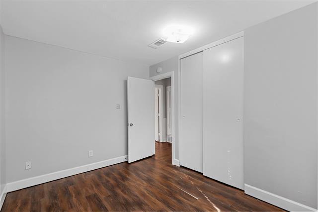 Building Photo - 2504 S Fielder Rd